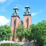 Na Wzgórzu Lecha stoi największy zabytek miasta – Katedra Gniźnieńska
