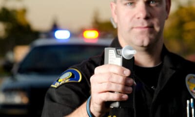 policjant z alkomatem, dui