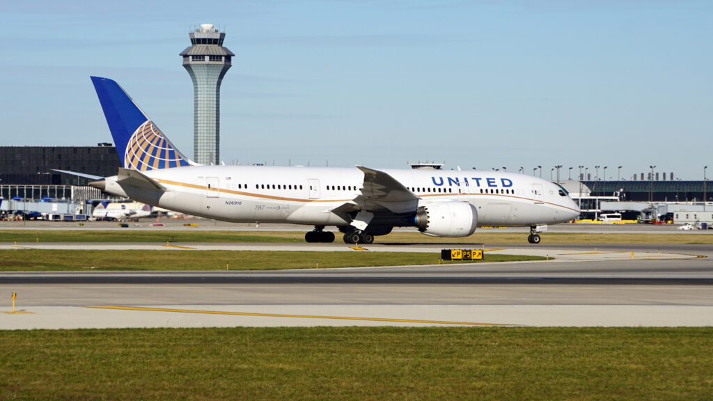 United Airlines Boeing chicago o'hare