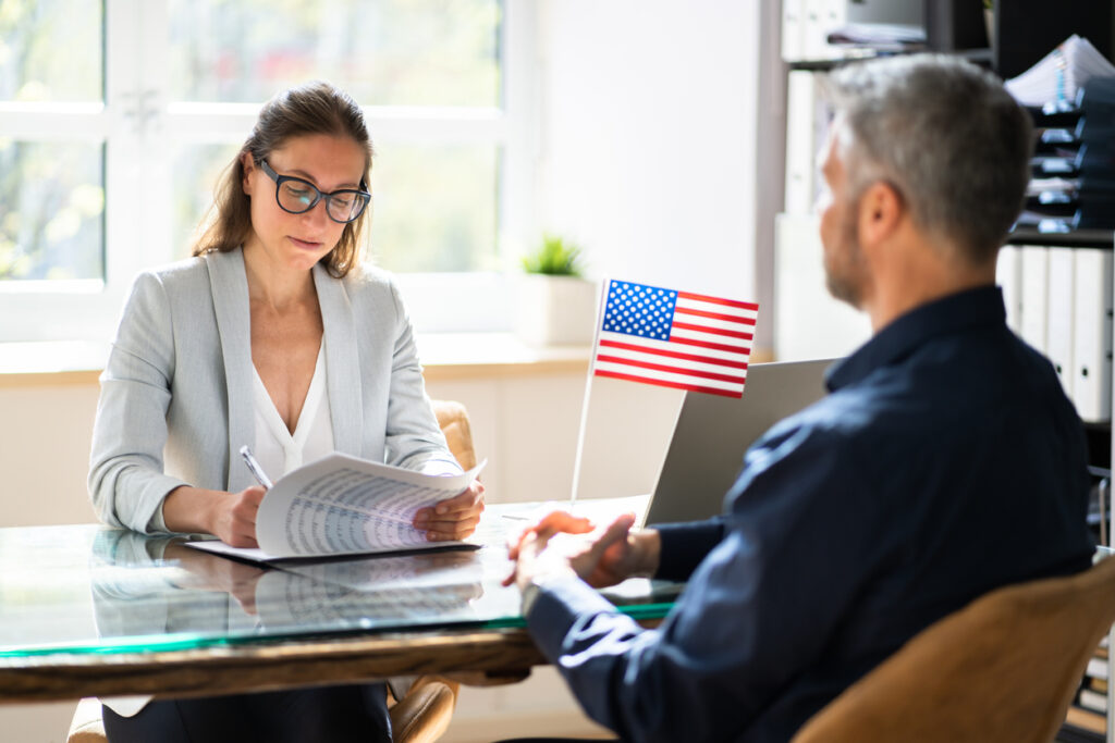 Podanie o obywatelstwo USA czy warto je składać i na co zwrócić przy