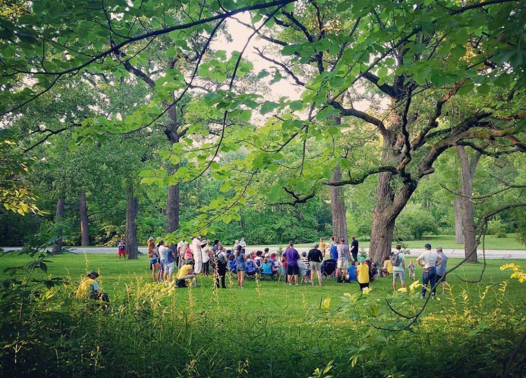 walking-plays- morton arboretum
