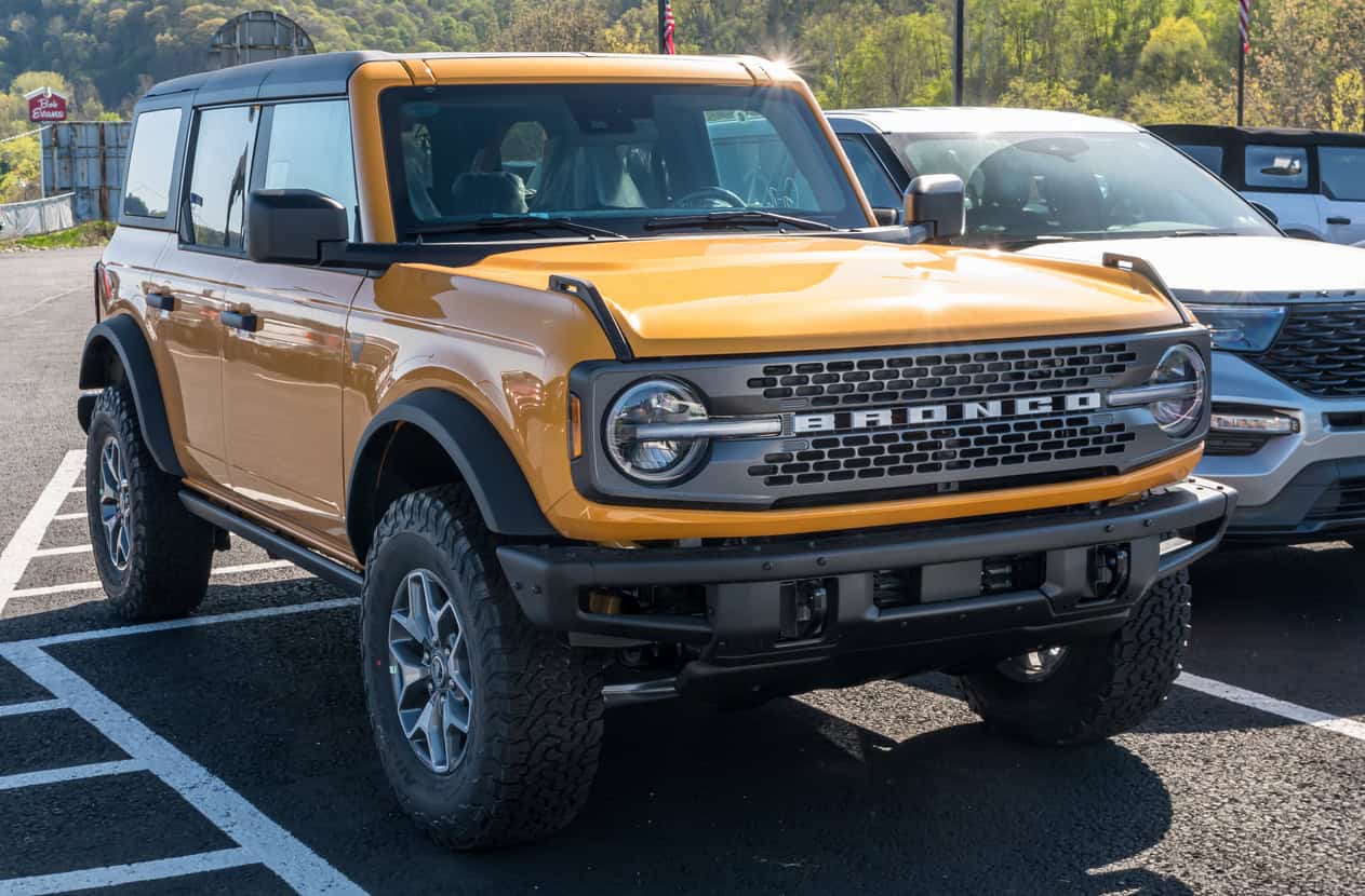 samochód ford bronco produkowany przez ford motor company