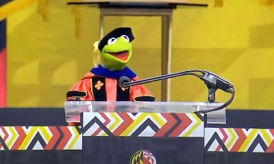 kermit żaba przemawiał do studentów uniwersytetu maryland