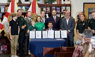 ron DeSantis podpisuje nową ustawę zaostrzającą kary za swatting