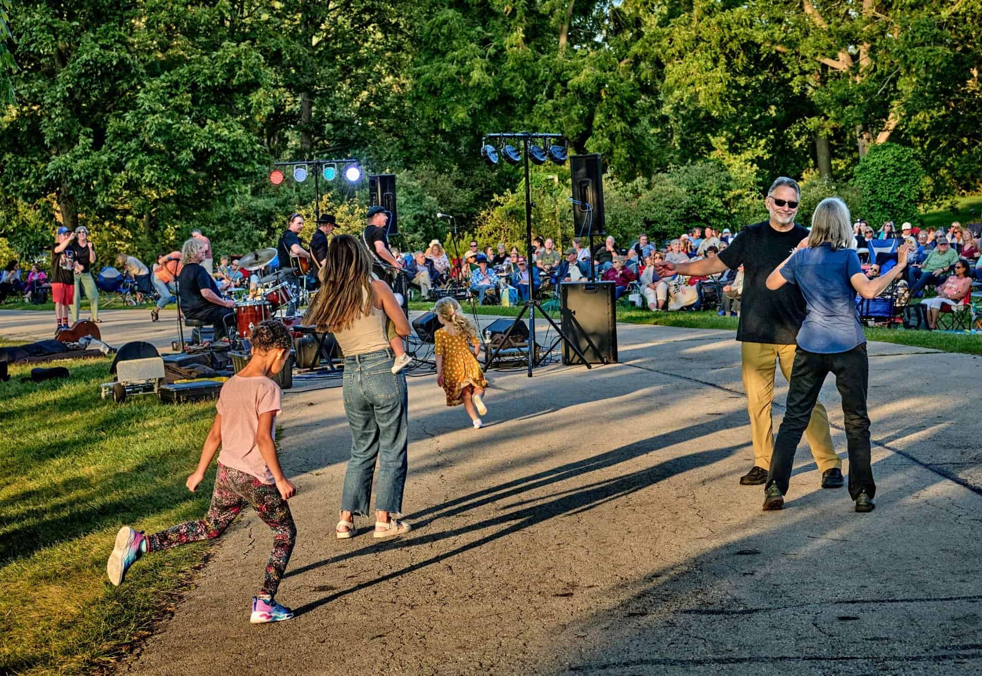 Arbor Evenings w morton arboretum