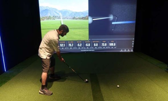 Swing Loose Indoor Golf