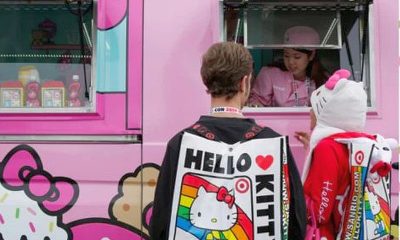 HelloKittyCafe truck