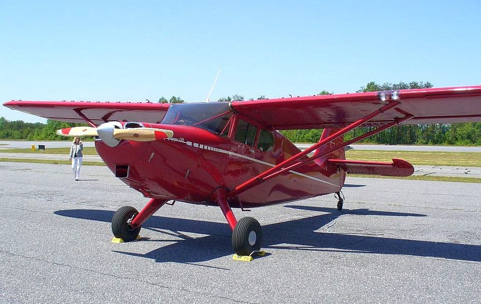 samolot Universal Stinson 108
