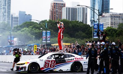 nascar chicago zwycięzca