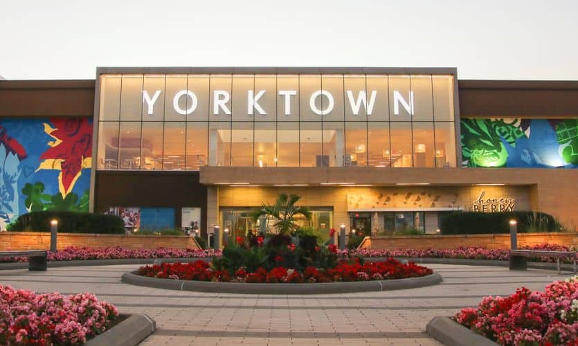 Yorktown Center w Lombard