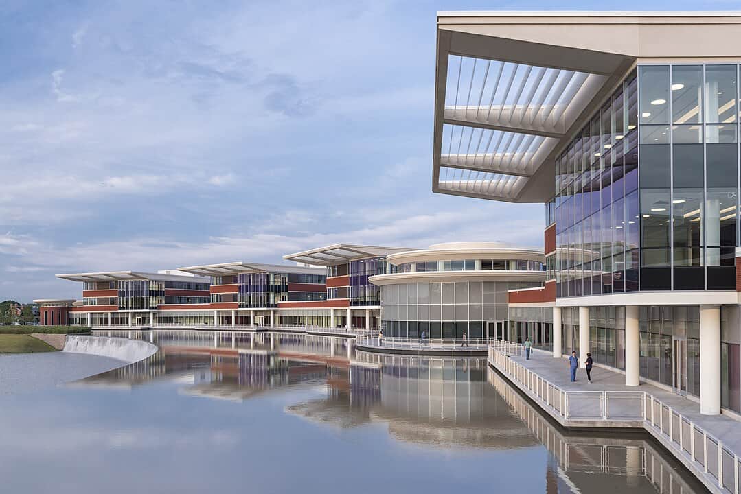 Northwestern_Medicine_Lake_Forest_Hospital