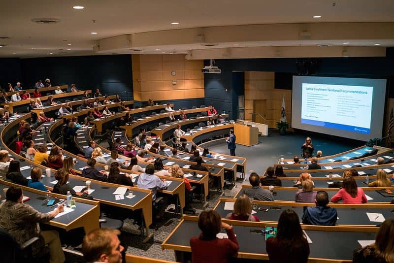 Wojcik Conference Center w harper College