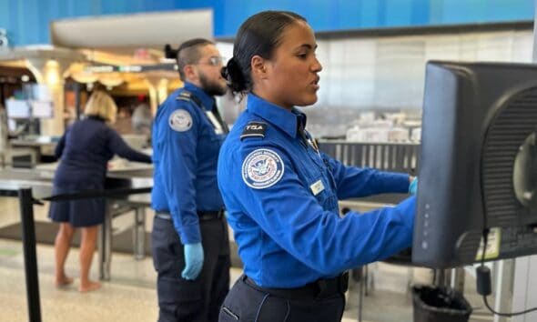 Kontrola TSA na lotnisku