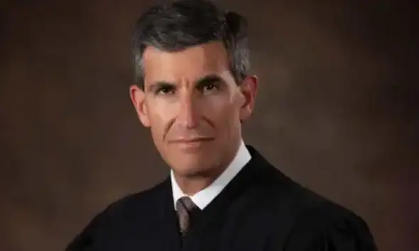 sędzia adam tanenbaum