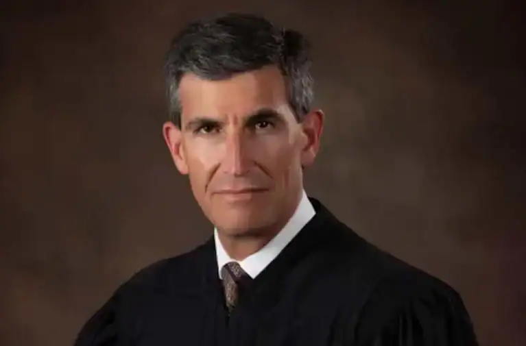 sędzia adam tanenbaum