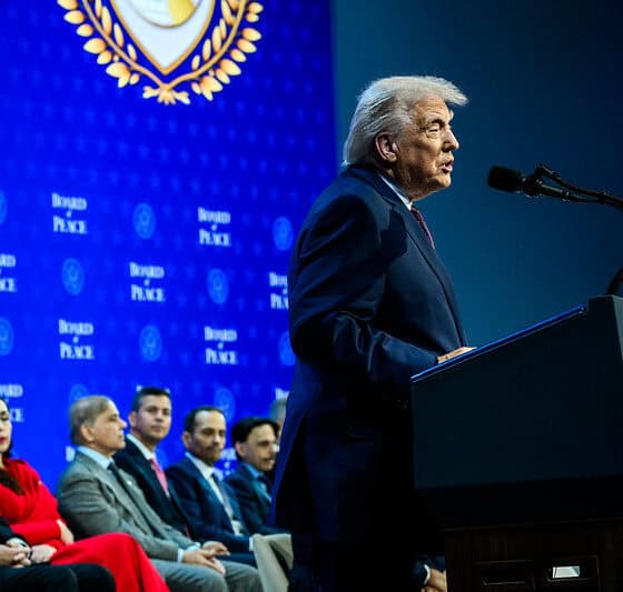 donald trump rada pokoju