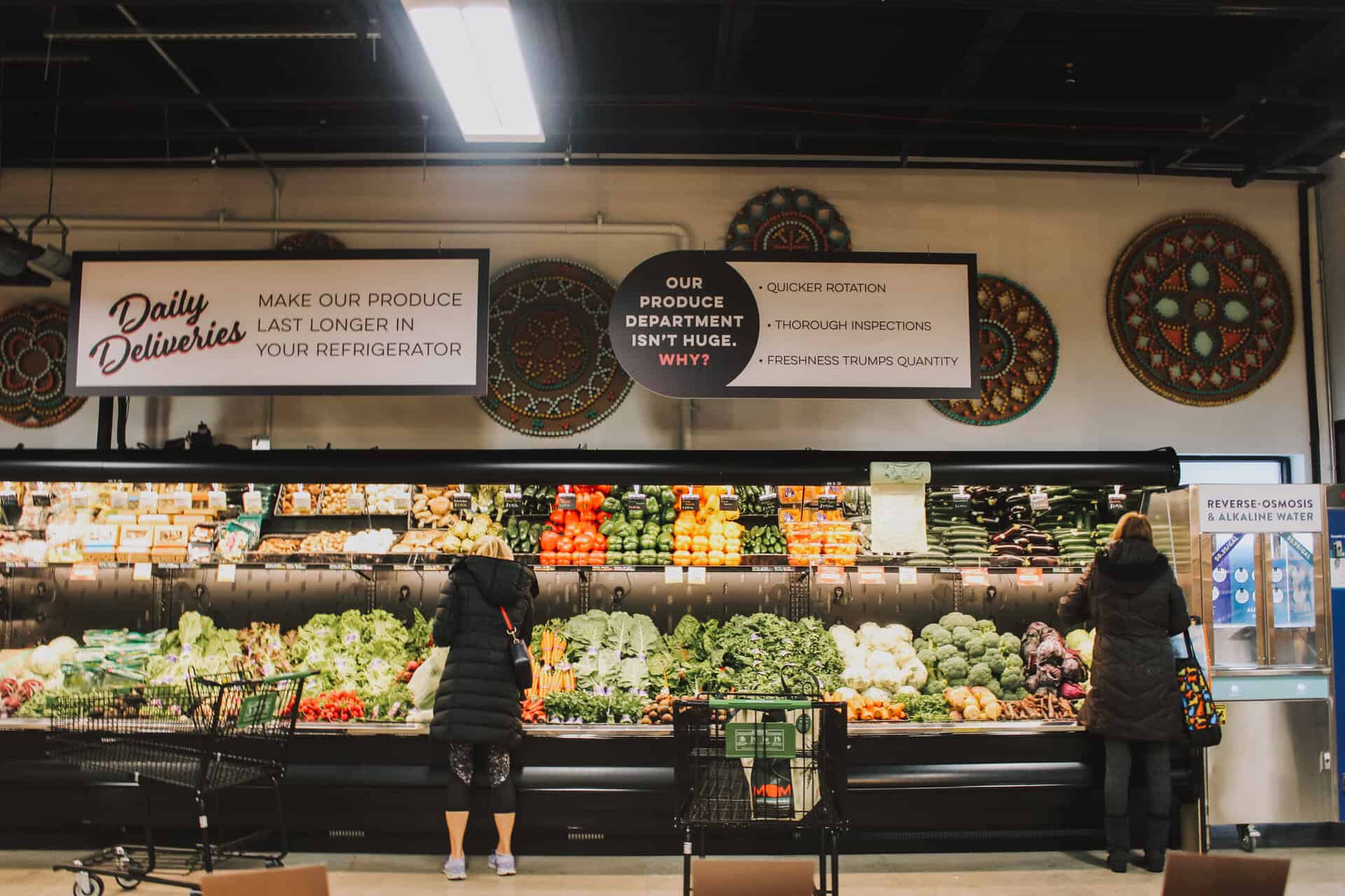 MOM’s Organic Market