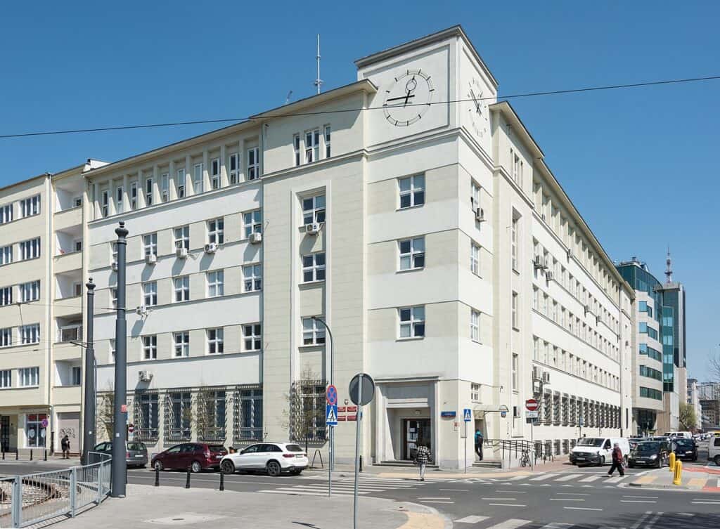 Urząd Skarbowy Warszawa-Śródmieście przy ul. Lindleya 14 w Warszawie