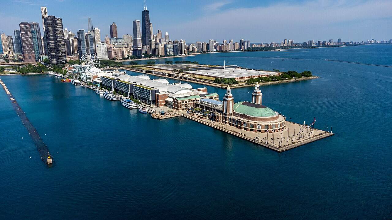chicago navy pier