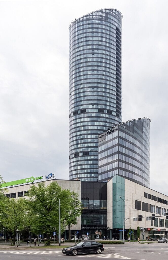 Sky Tower we Wrocławiu