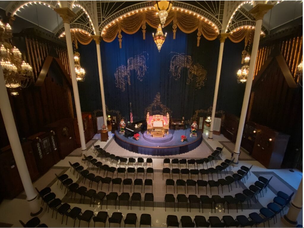 Sanfilippo-Estate-in-Barrington