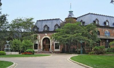 Sanfilippo-Estate-in-Barrington