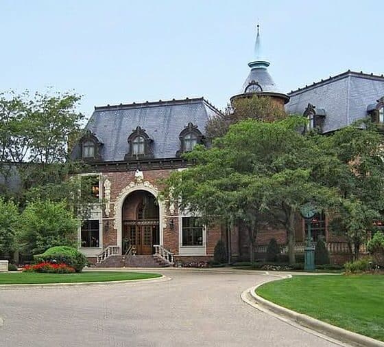 Sanfilippo-Estate-in-Barrington
