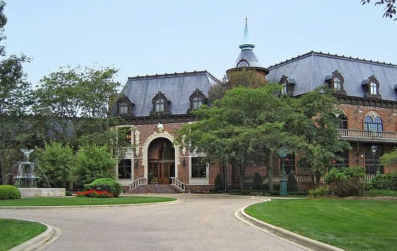 Sanfilippo-Estate-in-Barrington