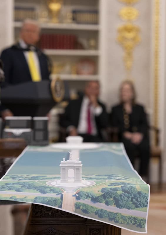 łuk trumpa
