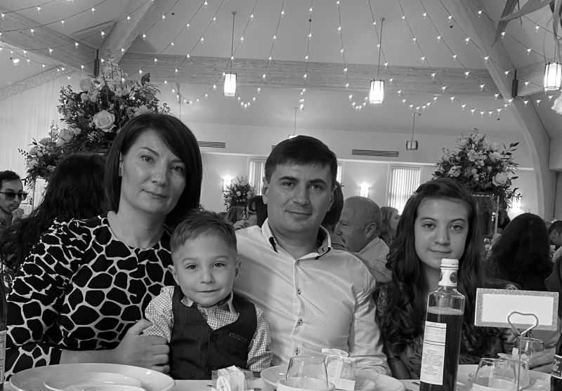 Dmitri i Ekaterian Doncev z dziećmi