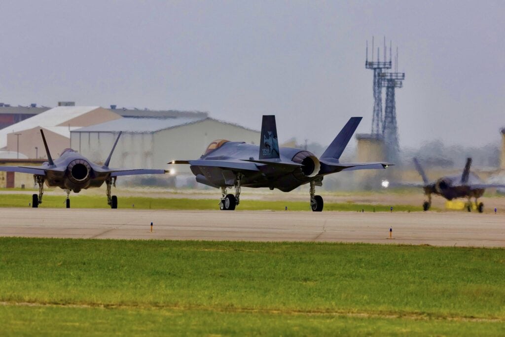 f35