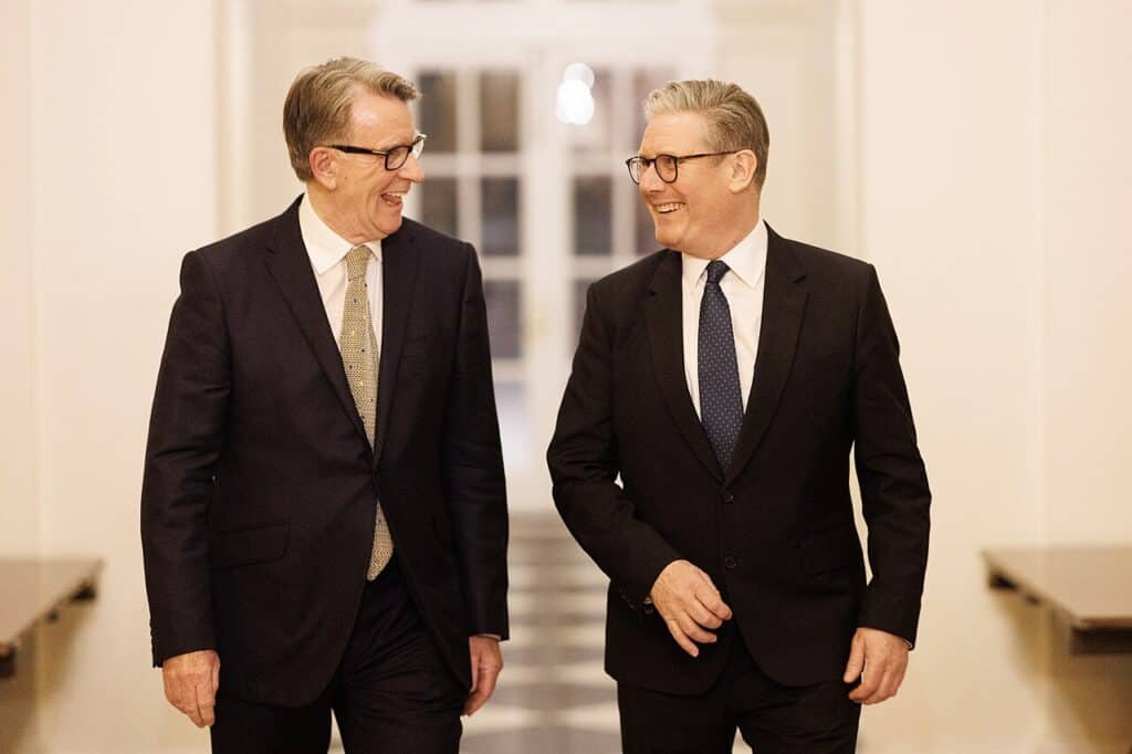 Peter Mandelson i Starmer w lutym 2025 r.