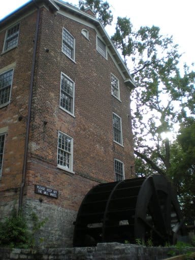 Graue_Mill_Oak_Brook_Illinois_