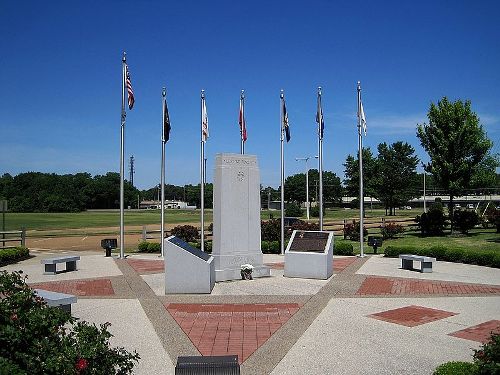 Veterans’ Walkway of Honor