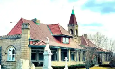 Bohemian National Cemetery and Crematorium