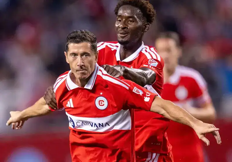 robert lewandowski chicago fire