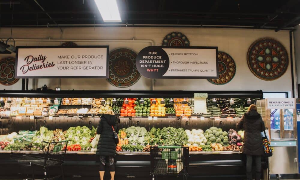 MOM’s Organic Market