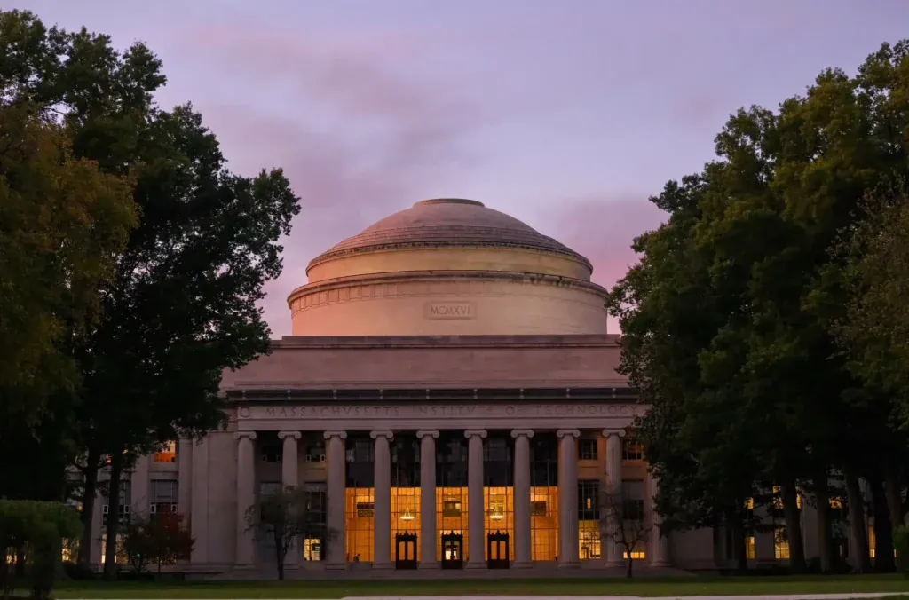 Massachusetts Institute of Technology