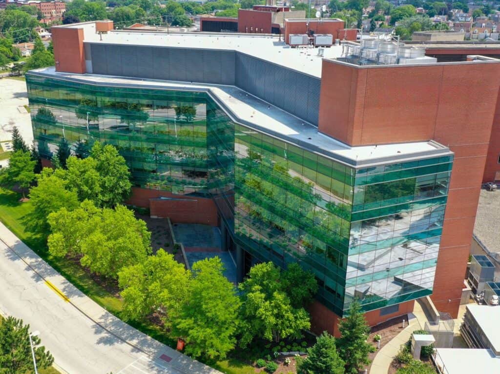 Resurrection Hospital w Chicago