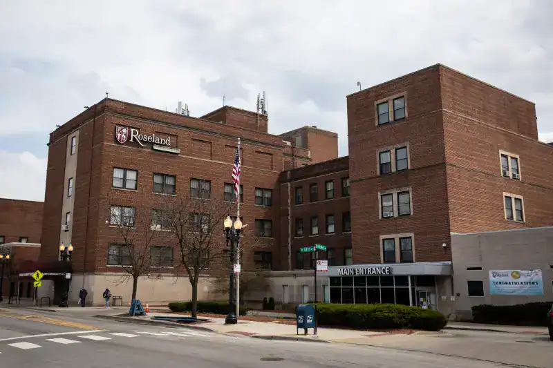 Roseland Hospital