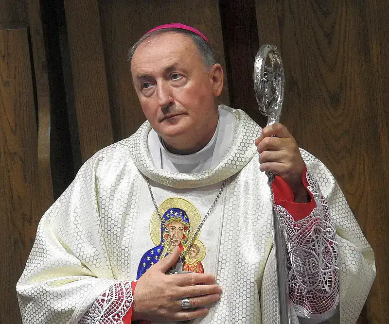 biskup andrzej jeż